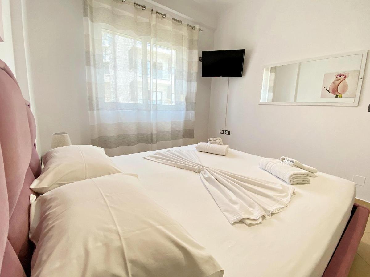 Sunny Apts Sarandë Exteriör bild
